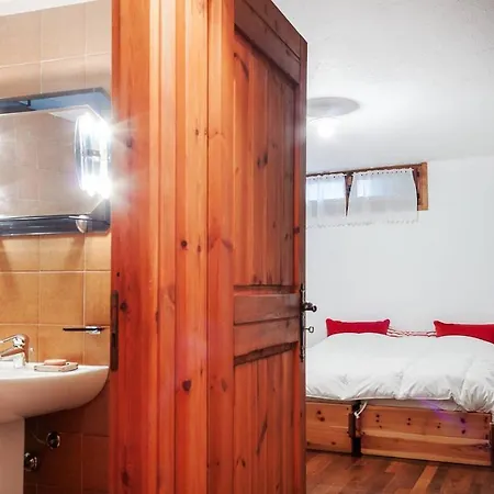 Hintown La Villette Courmayuer * Courmayeur