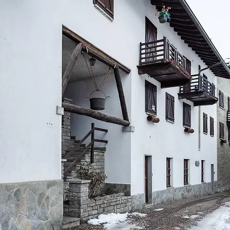 Hintown La Villette Courmayuer Courmayeur